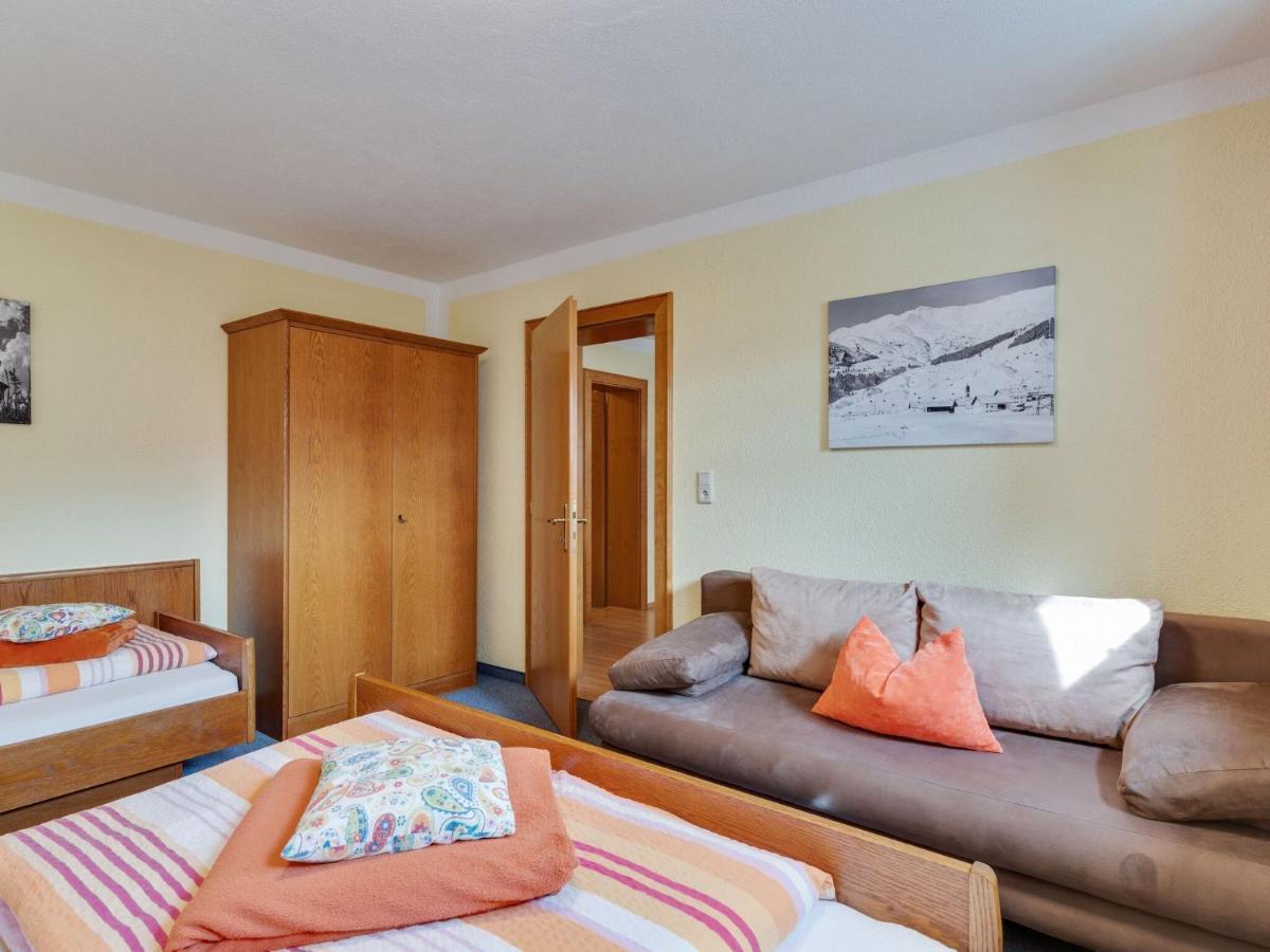 Lively Flat Near A Ski Resort In Fiss Extérieur photo
