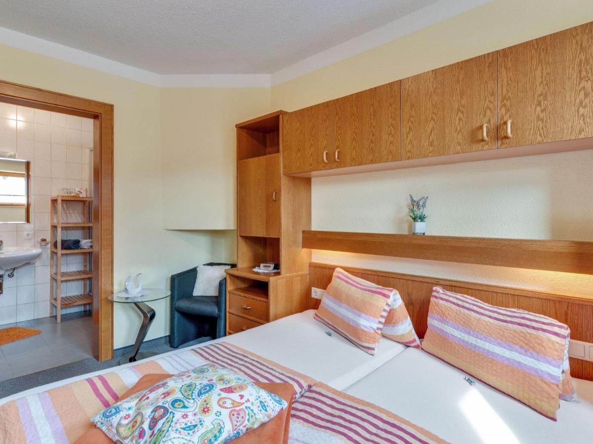 Lively Flat Near A Ski Resort In Fiss Extérieur photo